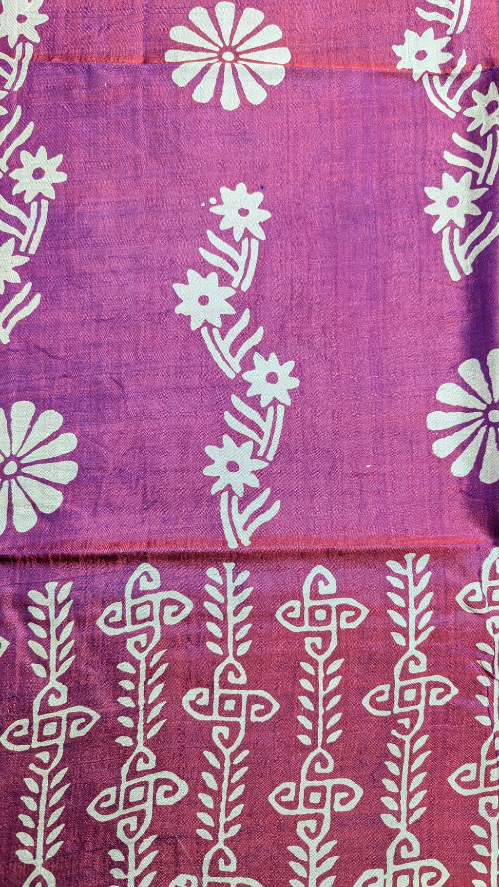 Purple Katan Silk with white floral patterns, pallu close up